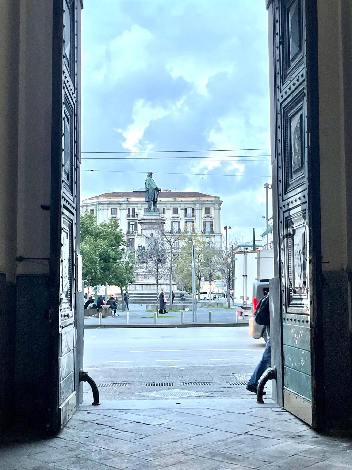 House Piazza Garibaldi By Loveinthetravel Nápoles Exterior foto